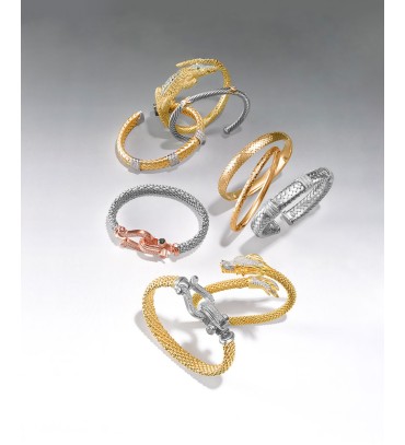 Crystal-Cut Hinge Ba...