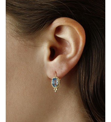 Gemstone Twist Galle...