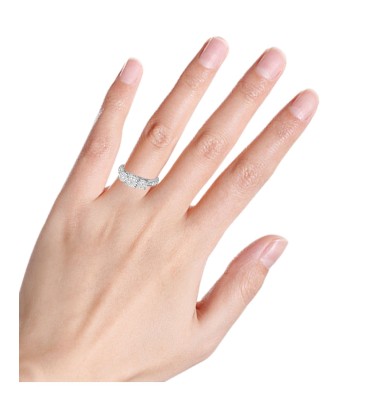 Diamond Three-Stone ...