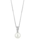 Cultured Freshwater Pearl (9mm) & Diamond (1/10 ct. ) 18